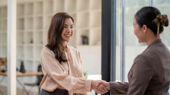 8 Tanda Seseorang Punya Kecerdasaan Emosional Tinggi Menurut Psikologi
